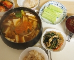 간단한된장찌개로 간단히 차려봤어용!